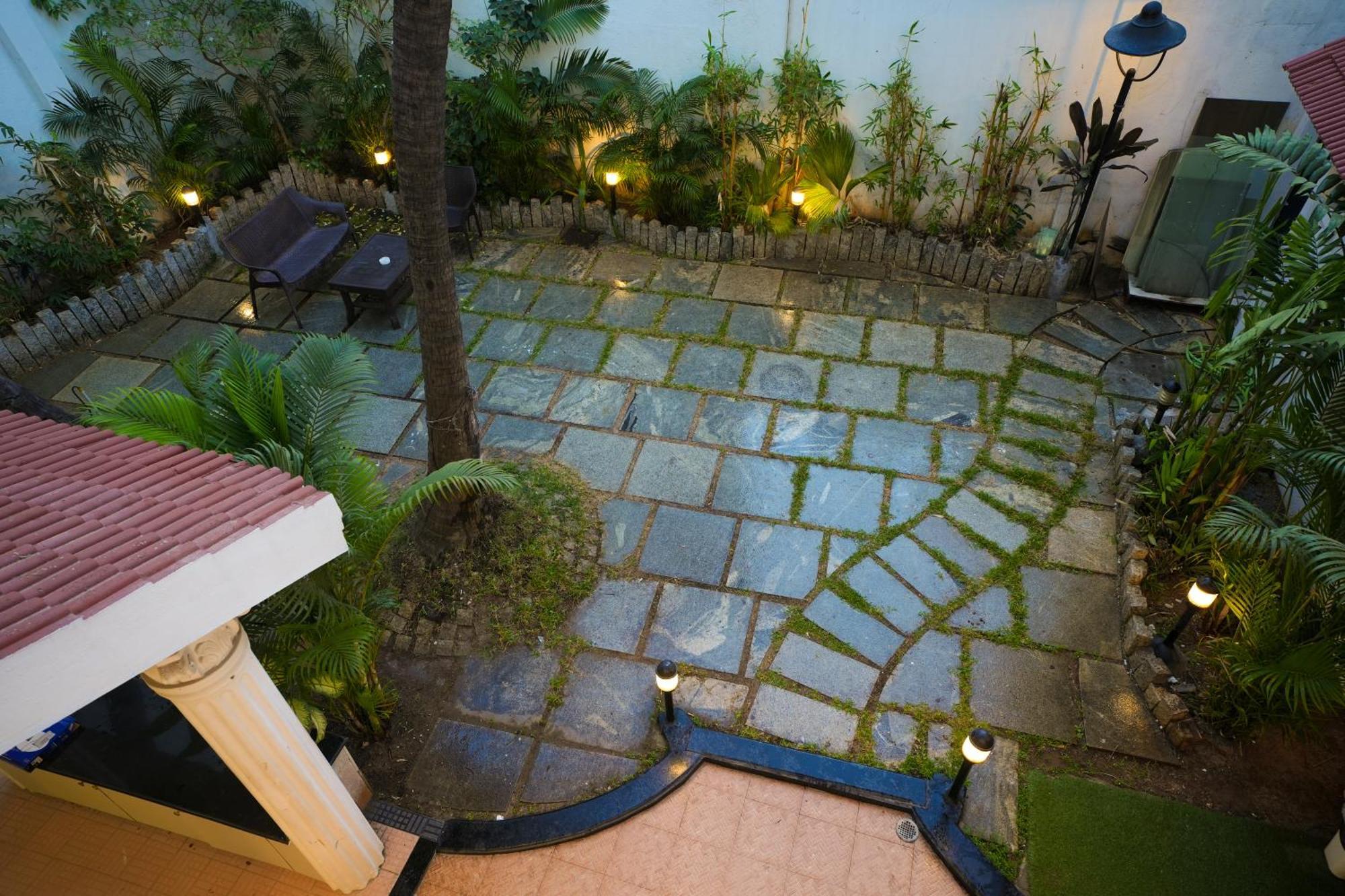 Avenue 11 Boutique Residences, Poes Garden Madrás Exterior foto